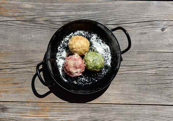 Ein Knödel Potpourri im Pfandl.