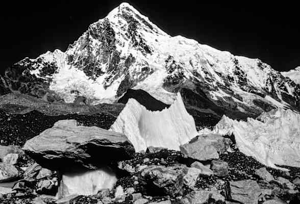 Himalaya in Schwarzweiß