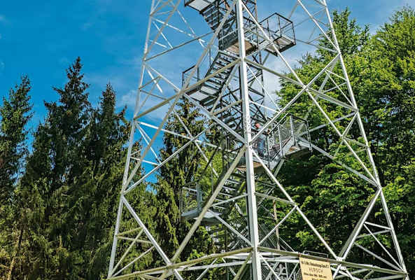 Aussichtsturm im Truppenübungsplatz