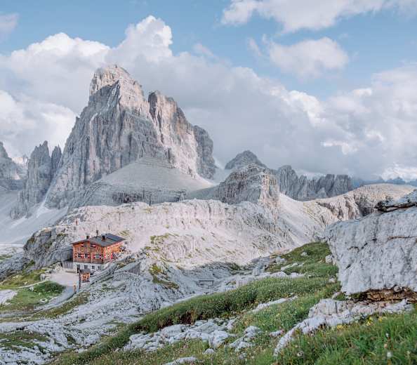 Die Büllelejochhütte in den Dolomiten