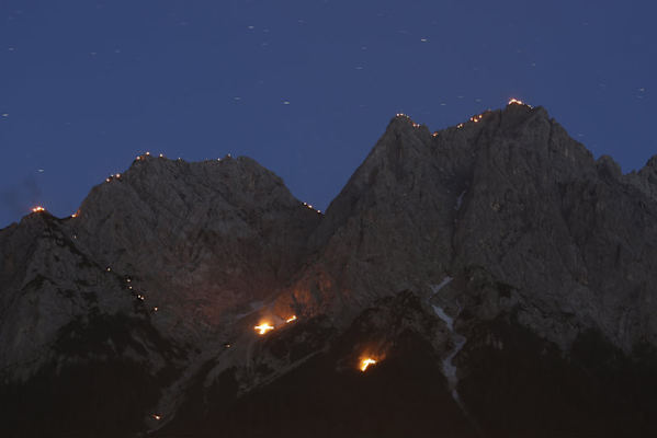Johannifeuer in Grainau an der Zugspitze, Bayern