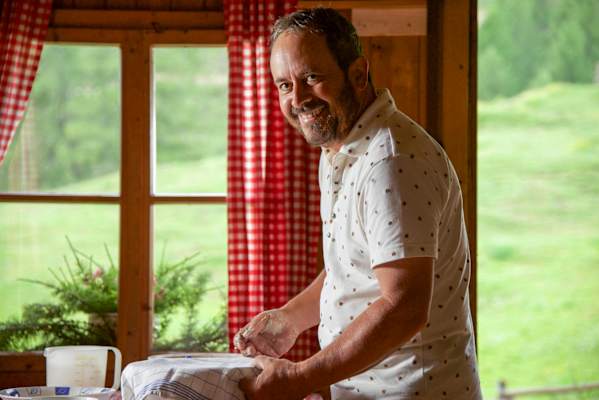 Heimatleuchten: Almleben 