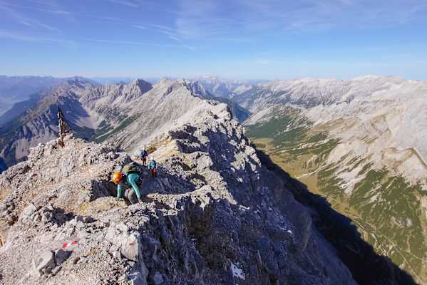 Bettelwurfhütte Karwendel Tirol Bergwelten Schöpf