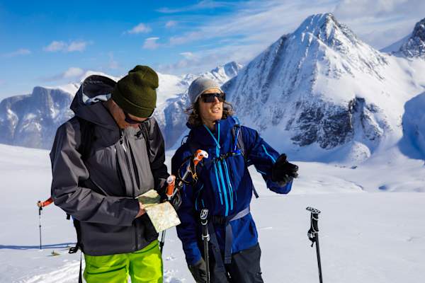 OMVEGEN TIL HELVETESTINDEN