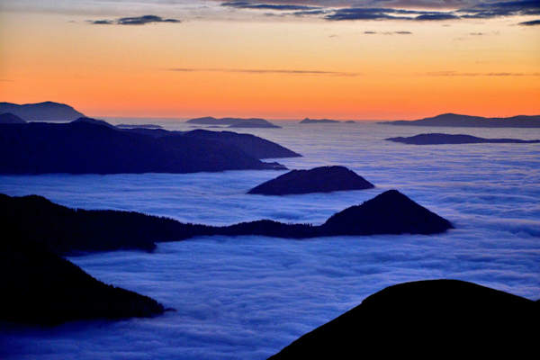 Inselmeer aus Bergen: Blick vom Hochturm (2.081 m) nach Südosten