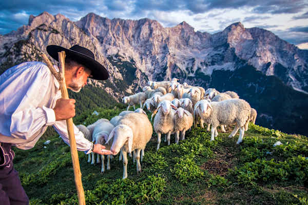 Bergsteigerdorf Jezersko Slowenien