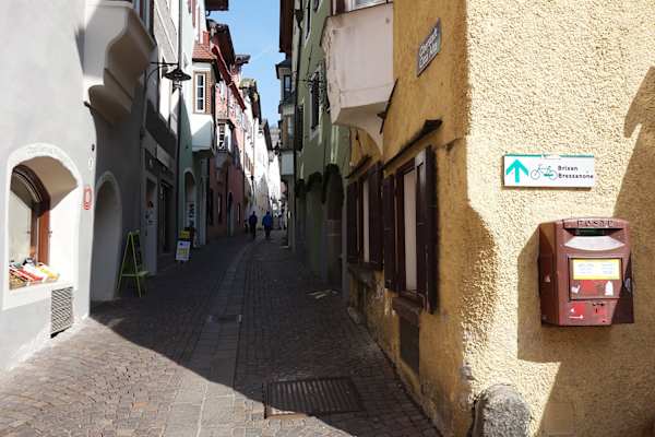 Malerische Gässchen in Klausen