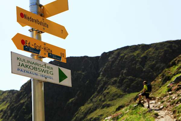 Wegweiser des „Kulinarischen Jakobswegs“