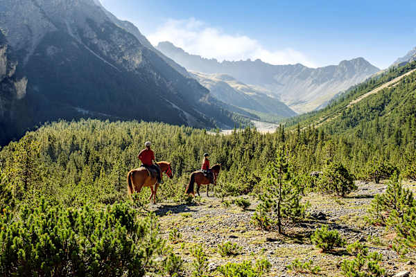 Reiter im Val Plavna