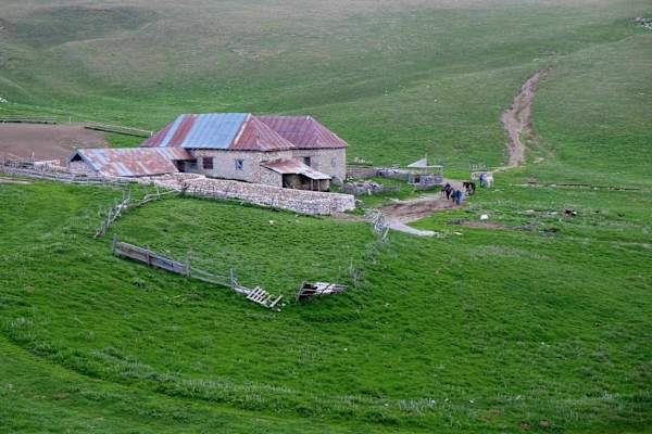 Die Entdeckung der Einsamkeit: Pferdereiten in Mazedonien