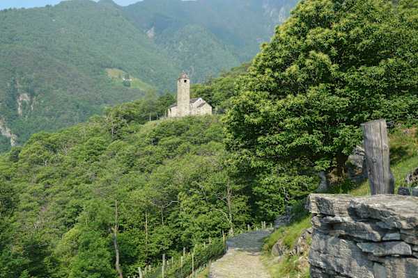 Tibetische Hängebrücke Carasc Tessin