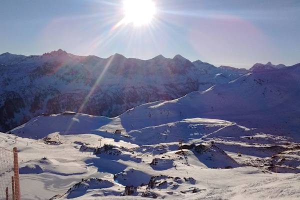 Am Obertauern sind die Pisten bis ins Tal befahrbar.