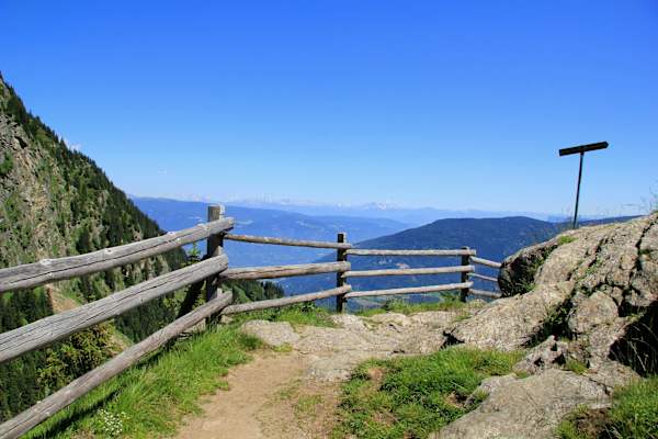 Zustieg zur Lodnerhütte durch das Zieltal