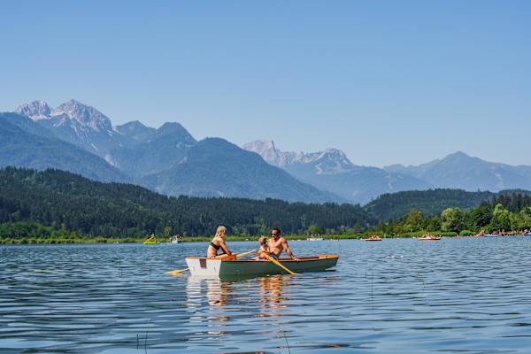 Bootsfahrt am Pressegger See