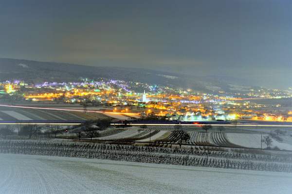 Abendstimmung in Großhöflein am Südrand des Leithagebirges