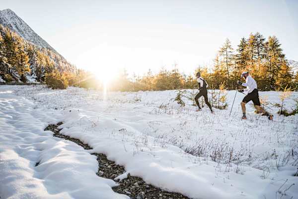 Jakob Herrmann gemeinsam mit Tom Wagner am Passo Tonale