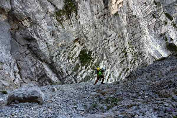 Entlang des Peternpfads auf das Hochtor im Gesäuse
