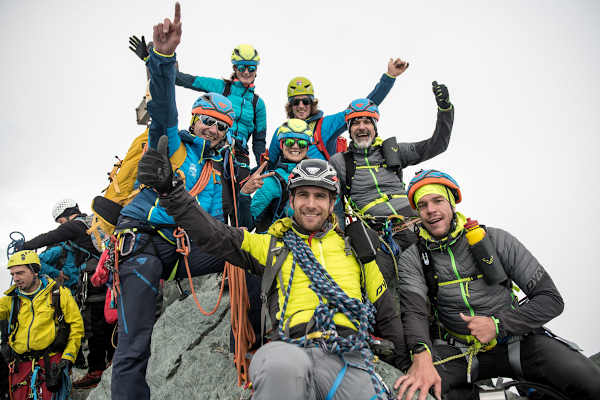 Geschafft: der erste Gipfel ist erreicht!