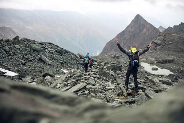Die Freude ist groß, doch noch steht der Abstieg bevor