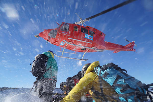Egal welcher Anbieter, wenn kein Flugwetter besteht, kann nicht geflogen werden.