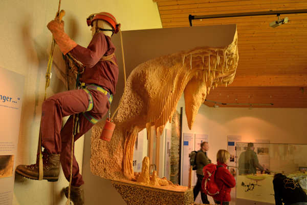 Höhlenwandern auf der Schwäbischen Alb: Das Museum der Laichinger Tiefenhöhle