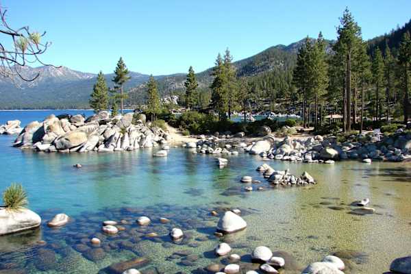 Pacific Crest Trail in den USA: Am Lake Tahoe an der Grenze von Kalifornien zu Nevada
