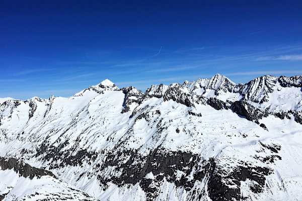 Lochberg in der Schweiz: Blick in die Urner Alpen
