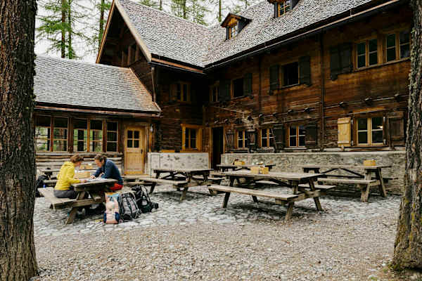 Chamanna Cluozza - die einzige bewirtschaftete Schutzhütte im Nationalpark.