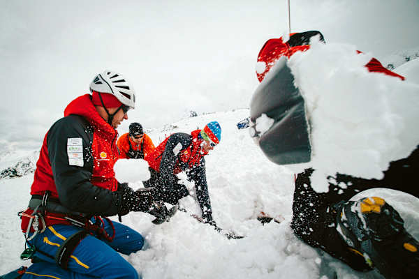 Bergretter im Winter-Einsatz