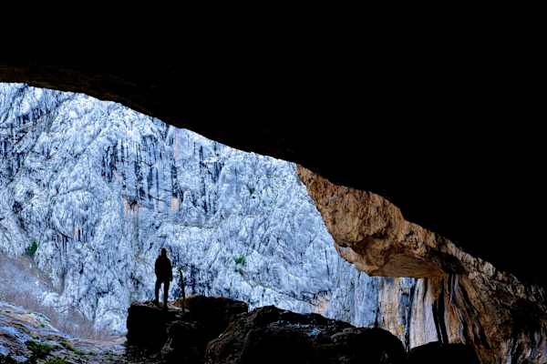 Land der unzähligen Höhlen: Wandern im Mala Paklenica
