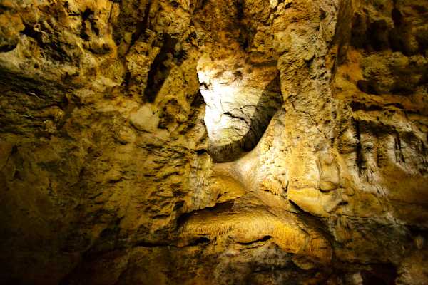 Höhlenwandern auf der Schwäbischen Alb: In der Sontheimer Höhle