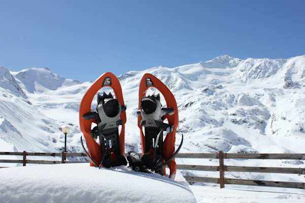 Schneeschuhe auf der Brancahütte