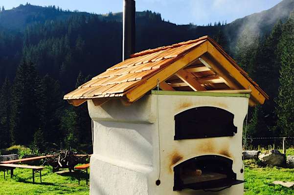 Holzofen der Priener Hütte