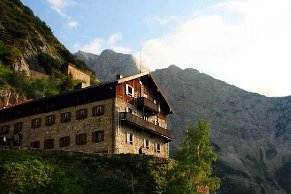 Karwendelhaus in Tirol