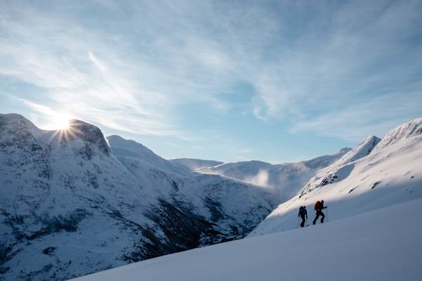 Omvegen till Helvetestinden