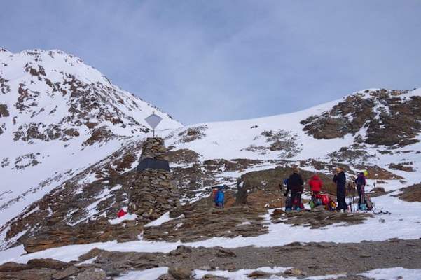 Highlight, or not: Ötzi-Fundstelle, dahinter die Fineilspitze