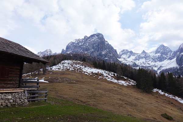 Weisssteinhütten in Osttirol: Wandern in den Lienzer Dolomiten