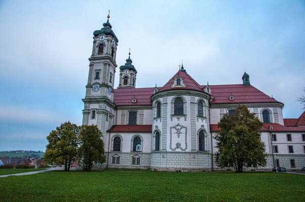 Bayerisch-schwäbischer Jakobswegs: Benediktinerabtei Ottobeuren