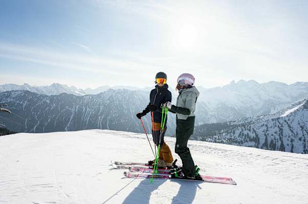 Beim Skifahren die Aussicht genießen – das geht praktisch in allen sechs Skiräumen rund um Oberstdorf.