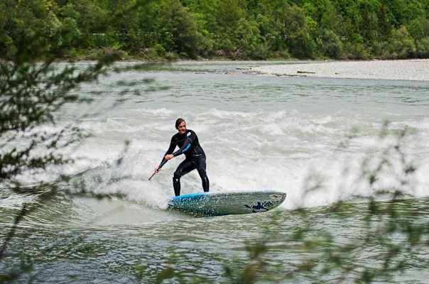Wildwasser-SUP auf dem Inn