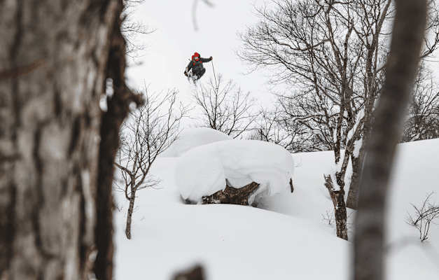 Daniel Maurer mit einem massiven Pillowdrop oberhalb Kiroros