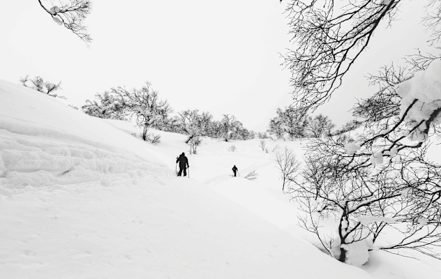 DAs Prozedere ist immer dasselbe: Anfellen, rauf stapfen, verschnaufen und im Anschluss abtauchen