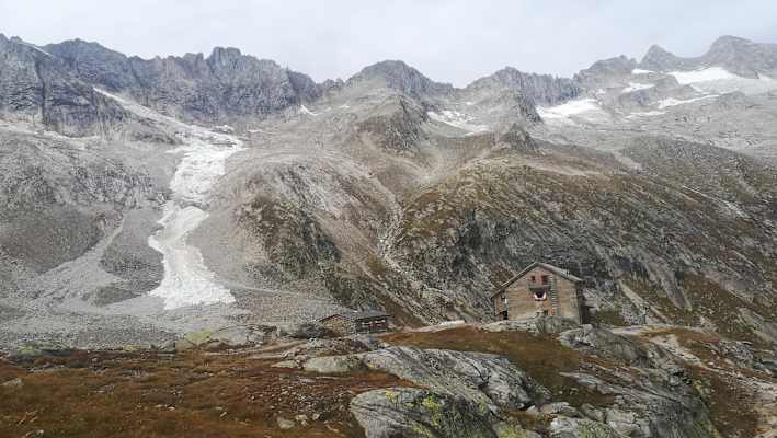 Gletschersturz unterhalb der Schwarzen Wand im Jahr 2021