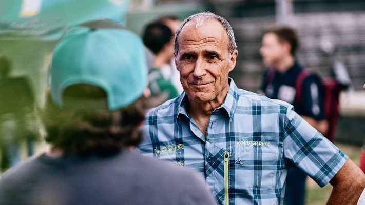 Schöffel, Oben angekommen, Ralf Dujmovits, Höhenbergsteiger, Filmpremiere