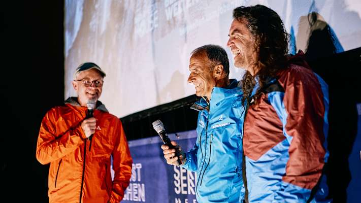 Schöffel, Klaus Haselböck, Thomas Huber, Ralf Dujmovits, Oben angekommen, Filmpremiere
