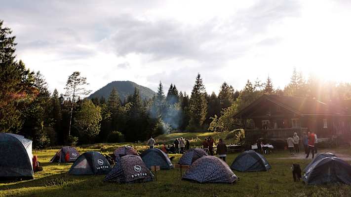 Die Base: Das Burton-Camp im bayerischen Lenggries