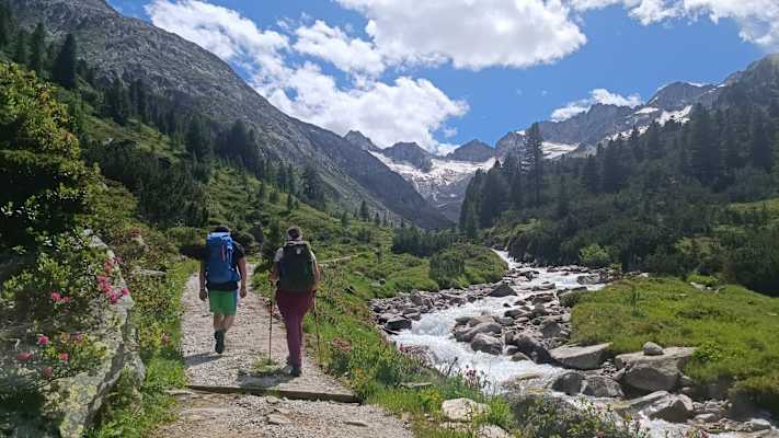 Durch das Rainbachtal führt der Weg auf die Richterhütte