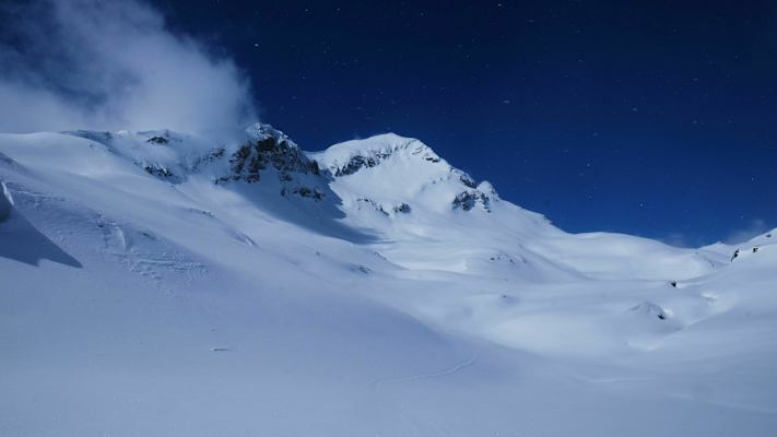 Bergkulisse bei Grindelwald: Skitour aufs Simelihorn in den Berner Alpen