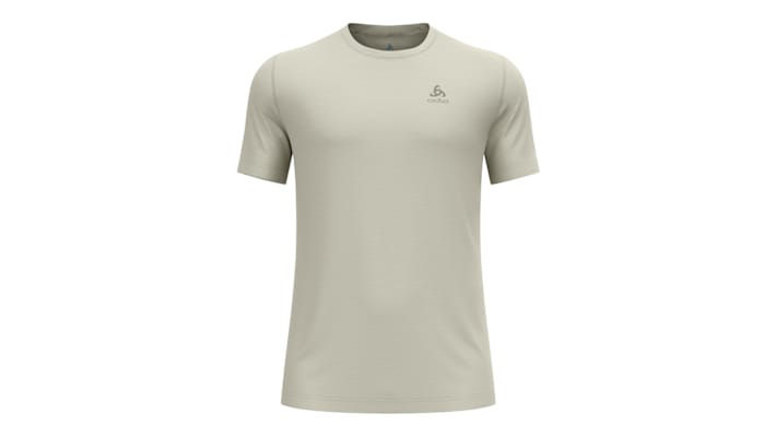 Oft ist es ausreichend, das Kleidungsstück auslüften zu lassen.