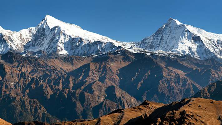 Putha Hiunchuli (7.246m)